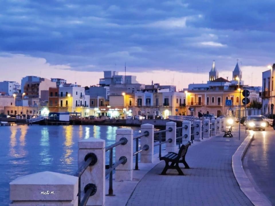 La Casa Del Pescatore N 11 - Porto Di St Spirito Bari Exterior foto